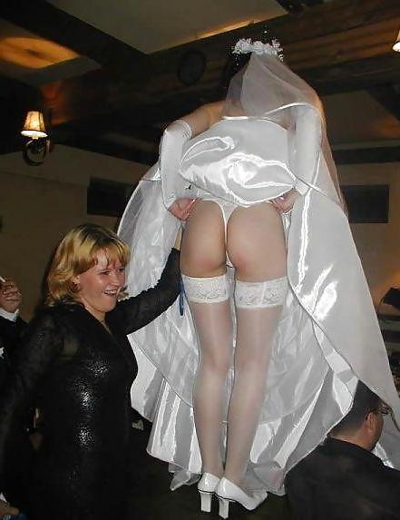 20P Sexy & naughty brides 1