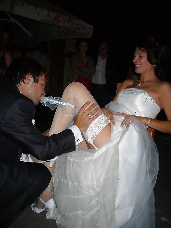 20P Sexy & naughty brides 1