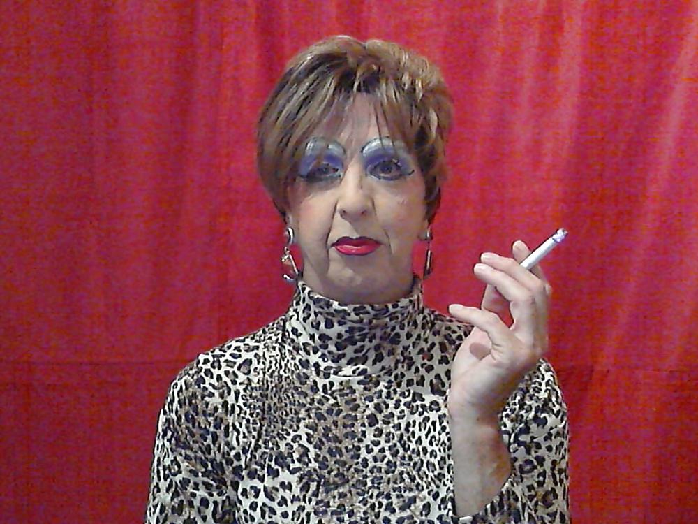 5P Picott's Tranny Smoke Slut Mandy 