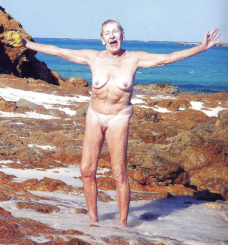 25P Mature BBW Grannies 1