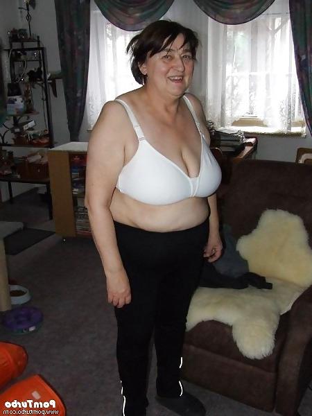 25P Mature BBW Grannies 1