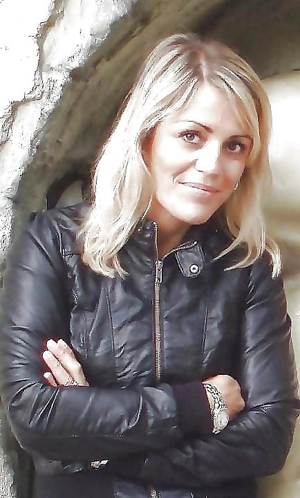 8P Turkish Blonde Mommy