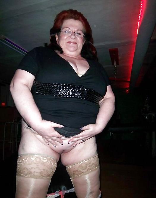 25P Mature BBW Granny 13