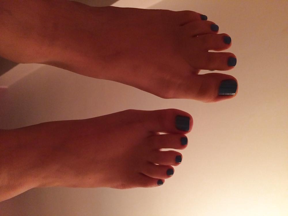 25P Teen feet! 