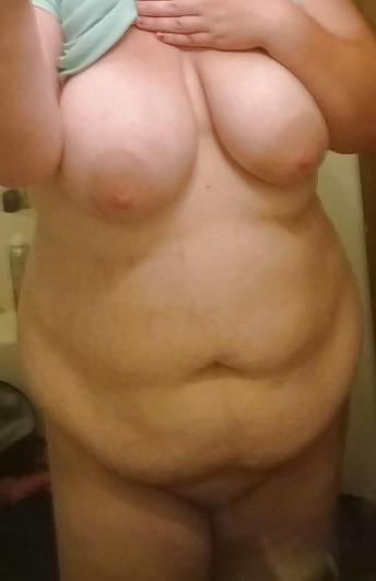 25P Pretty lactating BBW Nikeya