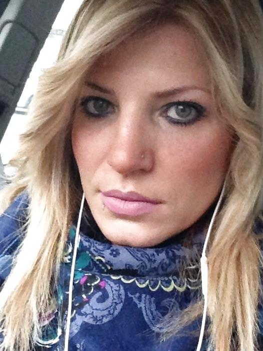 18P Turkish Girl Blond