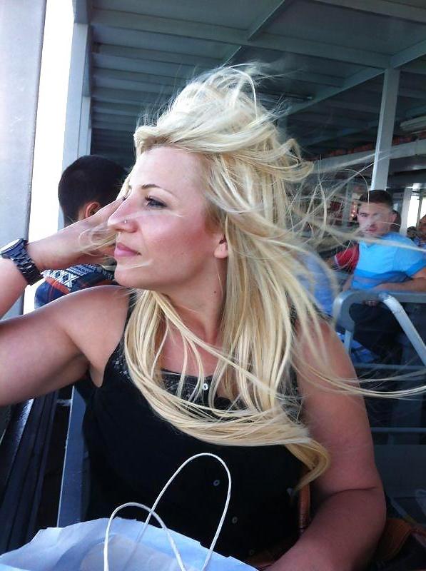 18P Turkish Girl Blond
