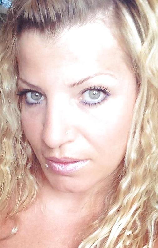 18P Turkish Girl Blond