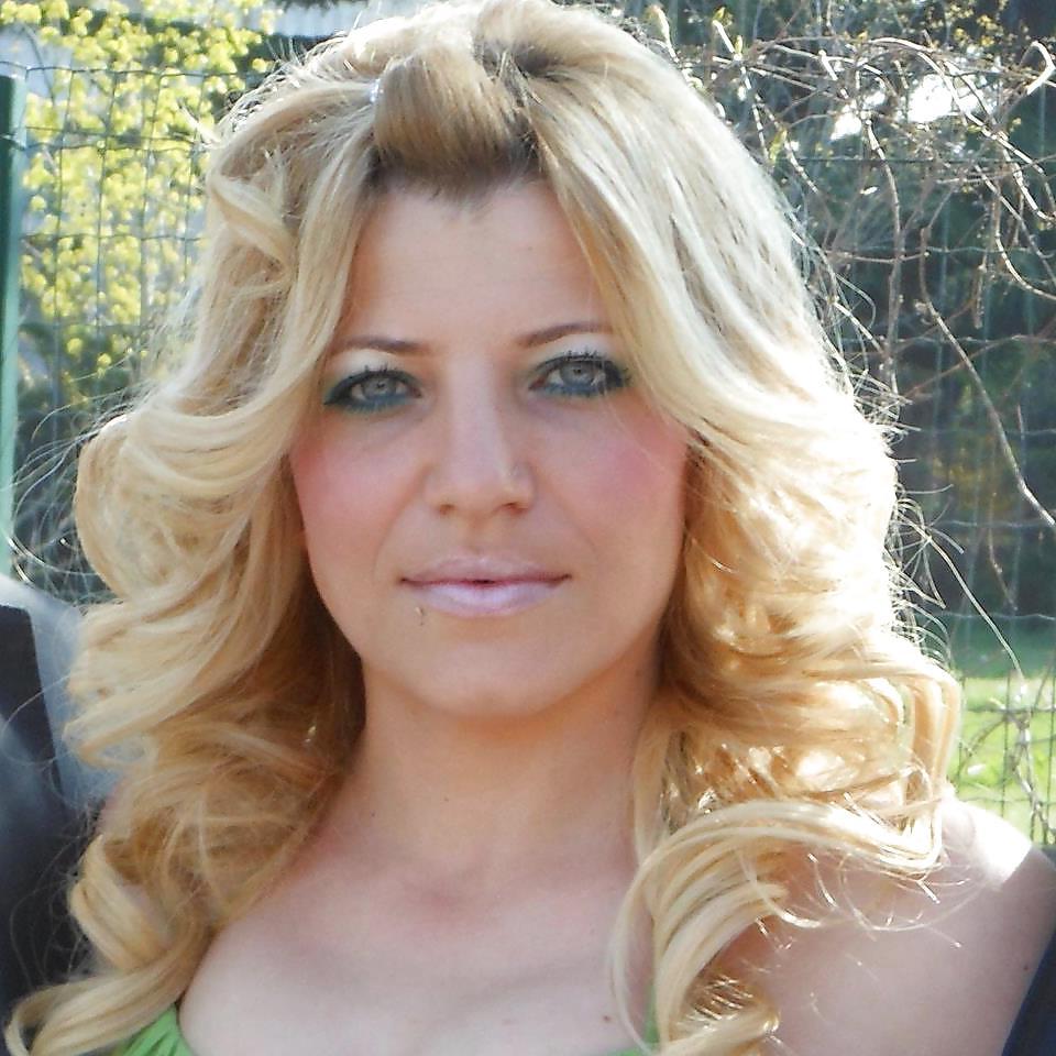 18P Turkish Girl Blond