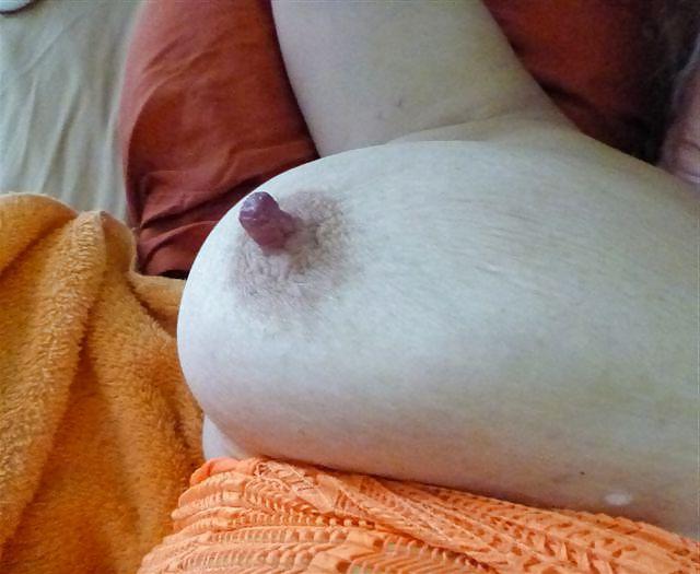 12P Wifes Cleavage and Nipples
