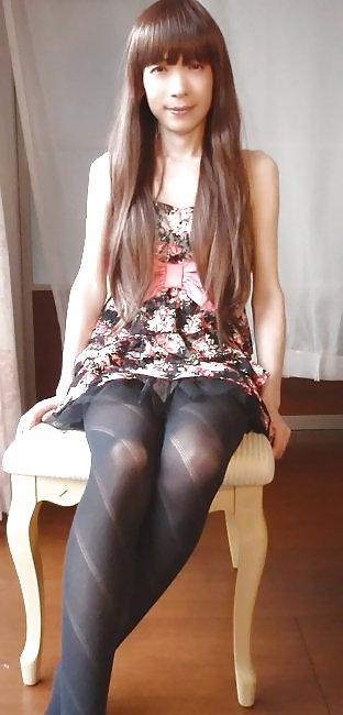 25P Asian ladyboys