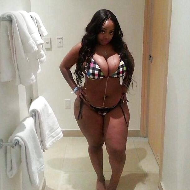 25P 913 Black girls
