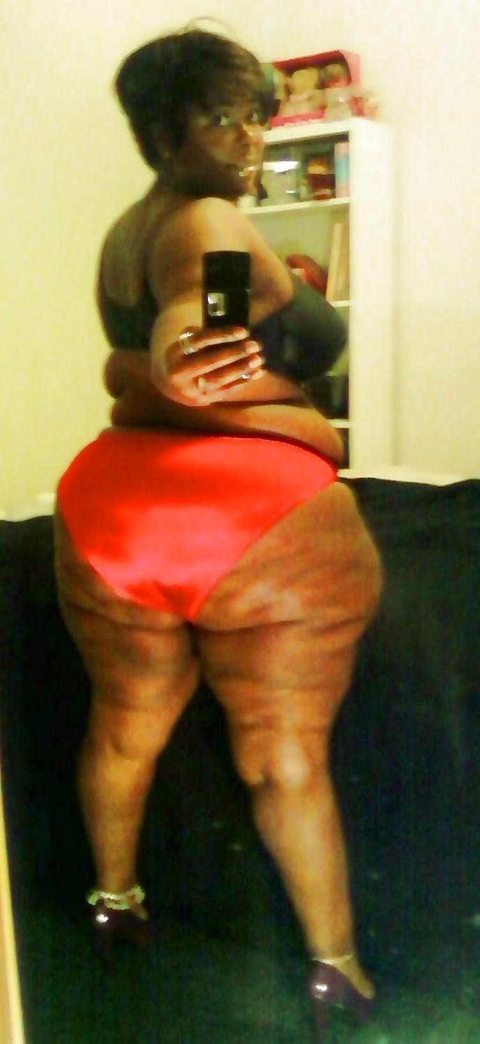 17P CUM ON SHE BBW EBONY FREIND