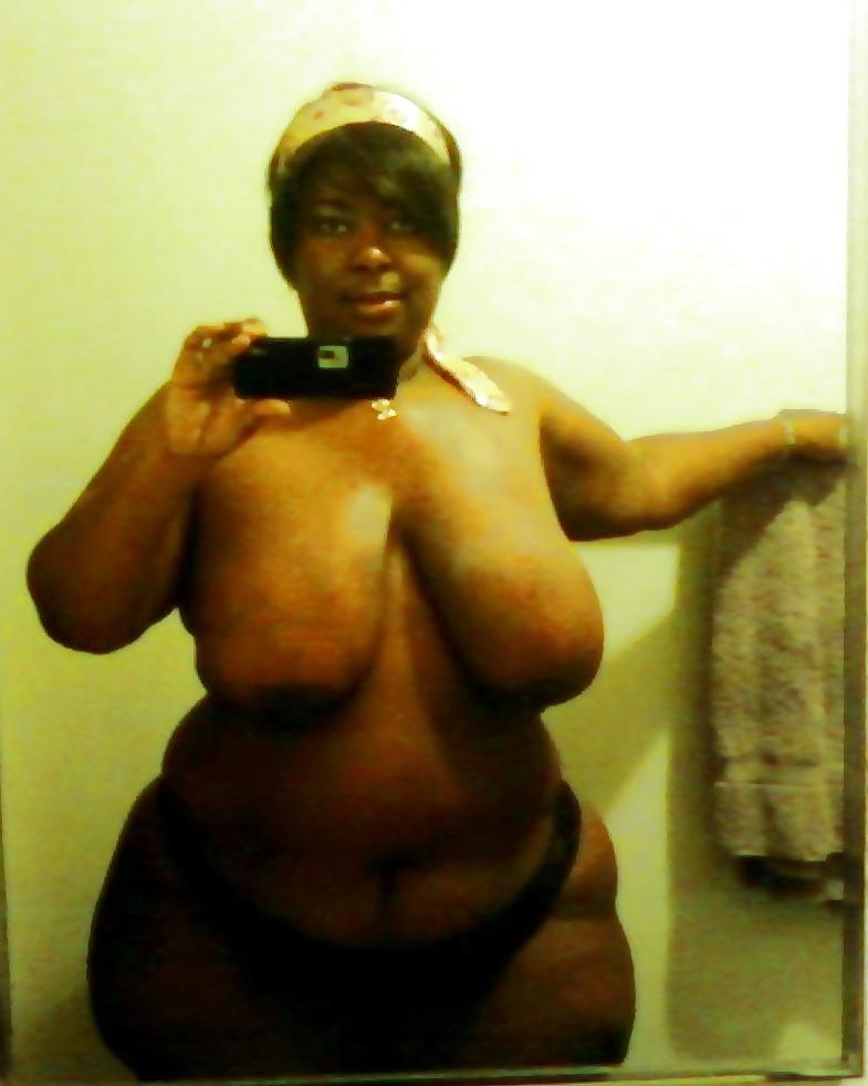 17P CUM ON SHE BBW EBONY FREIND