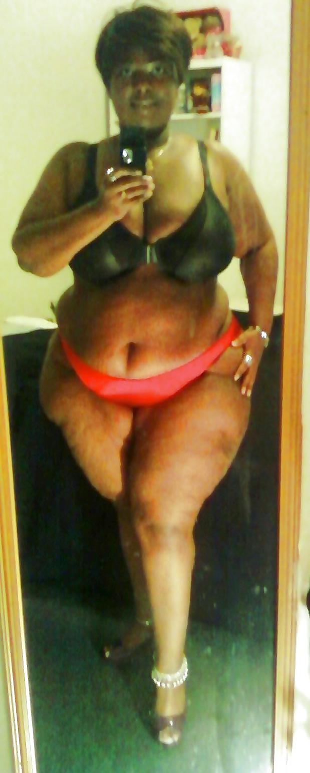17P CUM ON SHE BBW EBONY FREIND