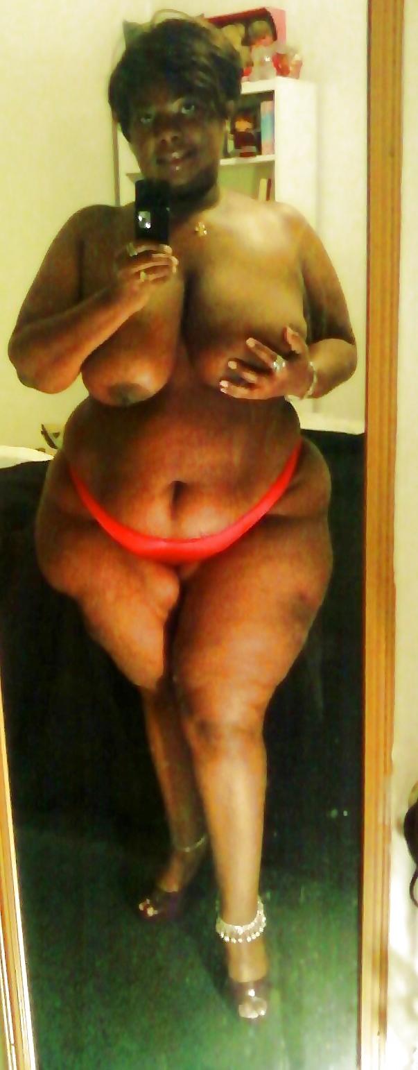 17P CUM ON SHE BBW EBONY FREIND