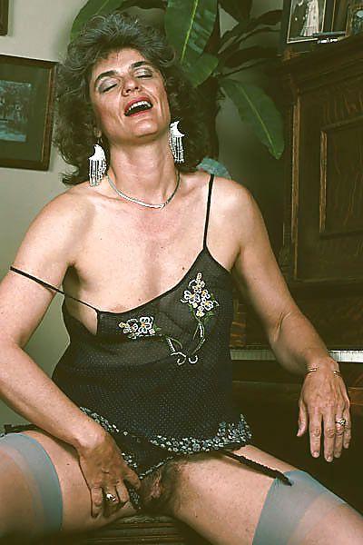 25P Gorgeous Hairy Mature in Stockings II