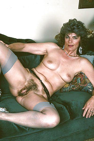 25P Gorgeous Hairy Mature in Stockings II