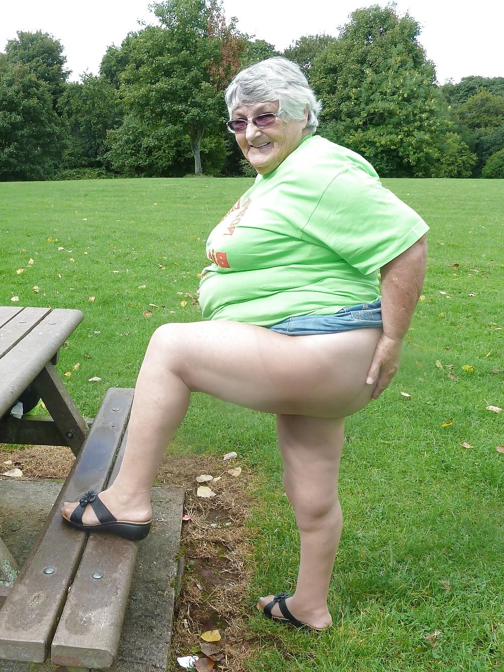 15P Bbw and granny in tights