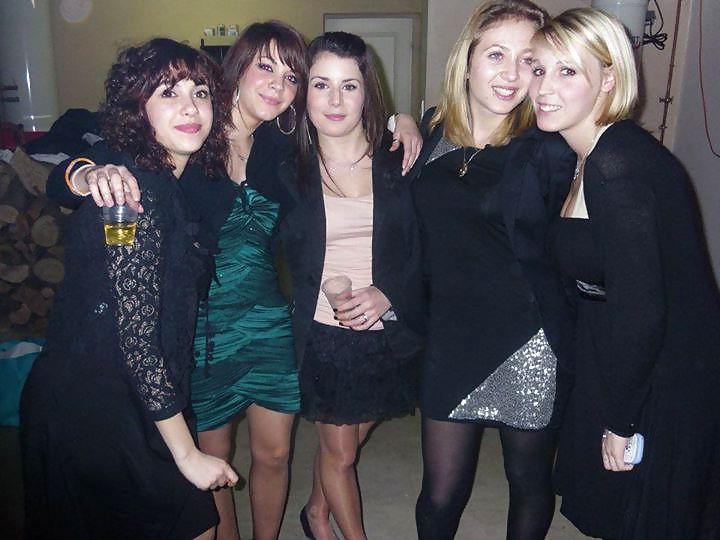 19P Slutty Friends 6 (Legs, Ass, Feet, Tits) COMMENTS!!