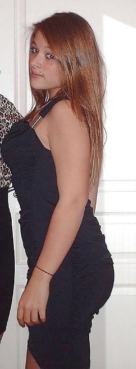 19P Slutty Friends 6 (Legs, Ass, Feet, Tits) COMMENTS!!