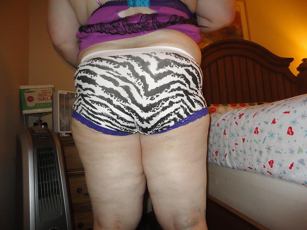 21P 38 year old amature hairy bbw first time picures