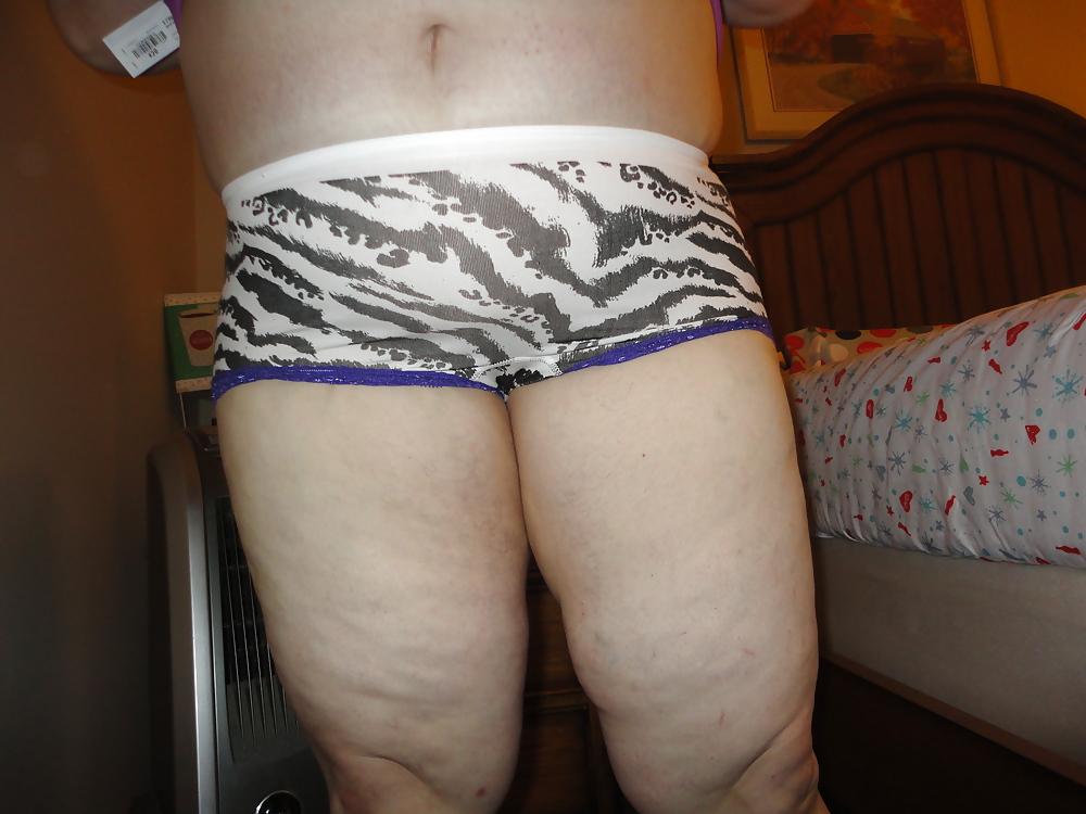 21P 38 year old amature hairy bbw first time picures