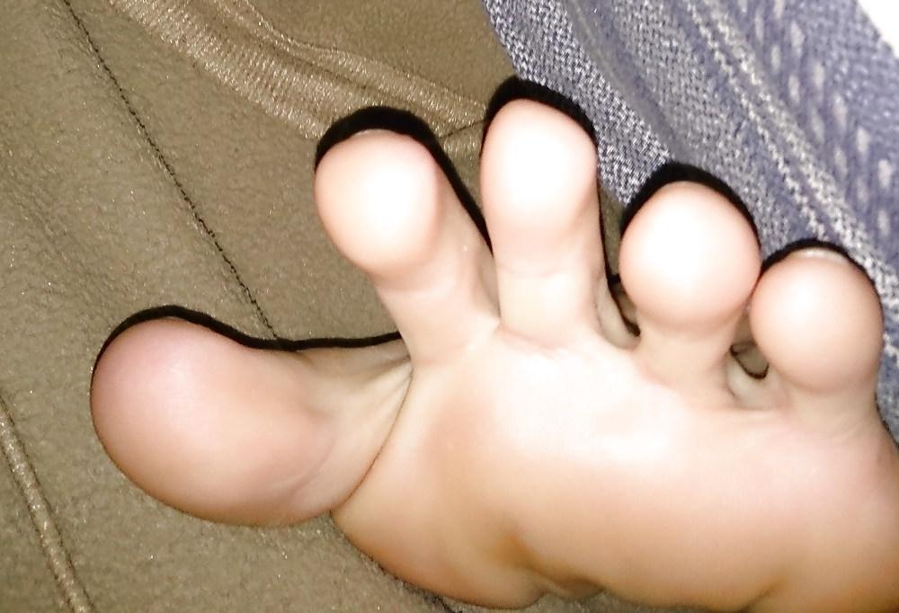 9P Stinky feet