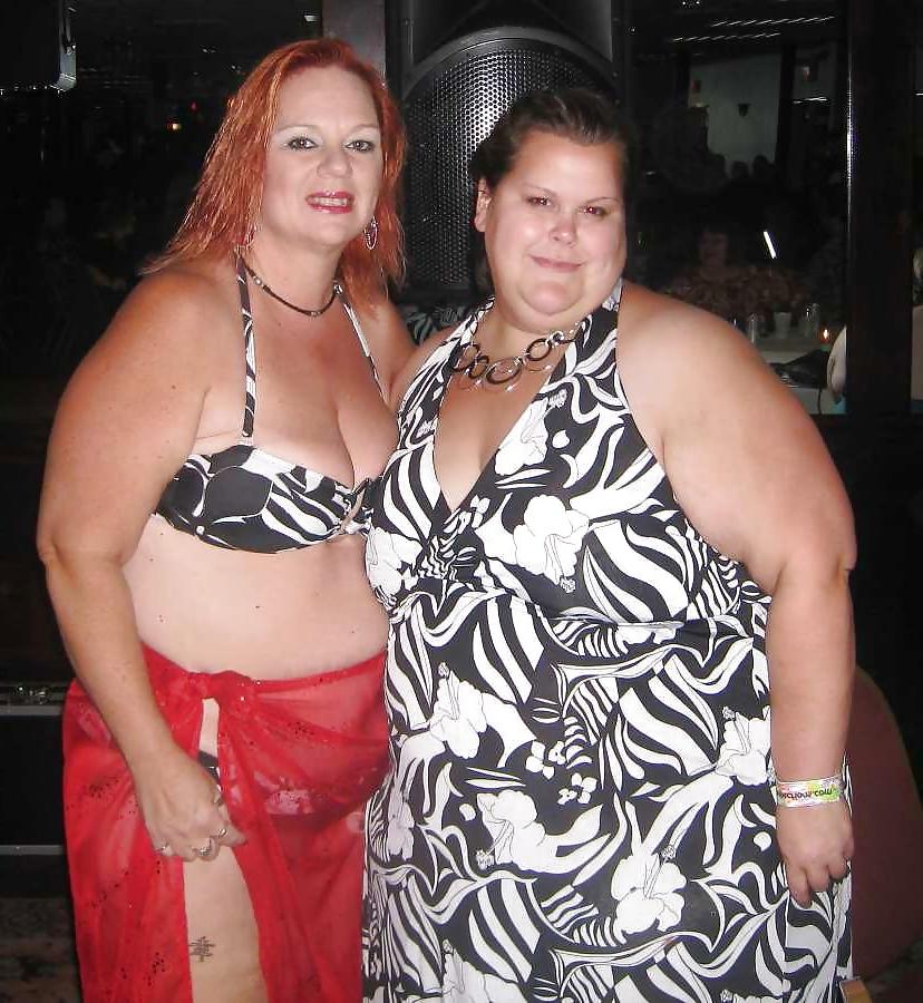 25P BBW Cleavage Collection #1