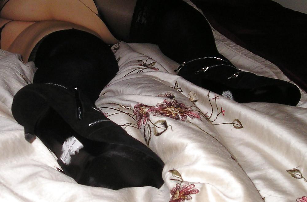 25P Black gloss tights and lace top black stockings.