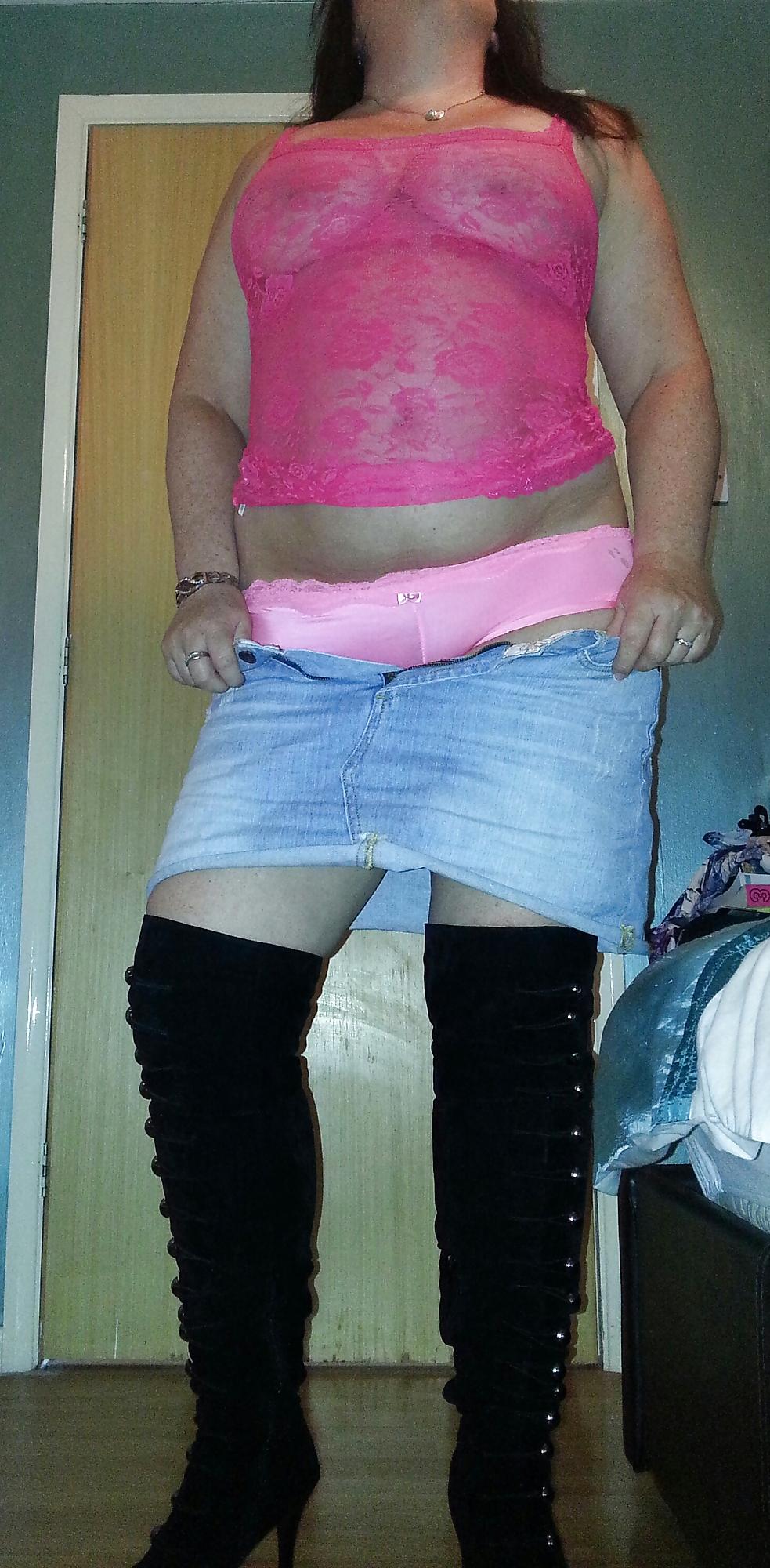 23P Pink satin and lace