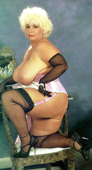 16P BBW Dommes 02 by Searcher1957