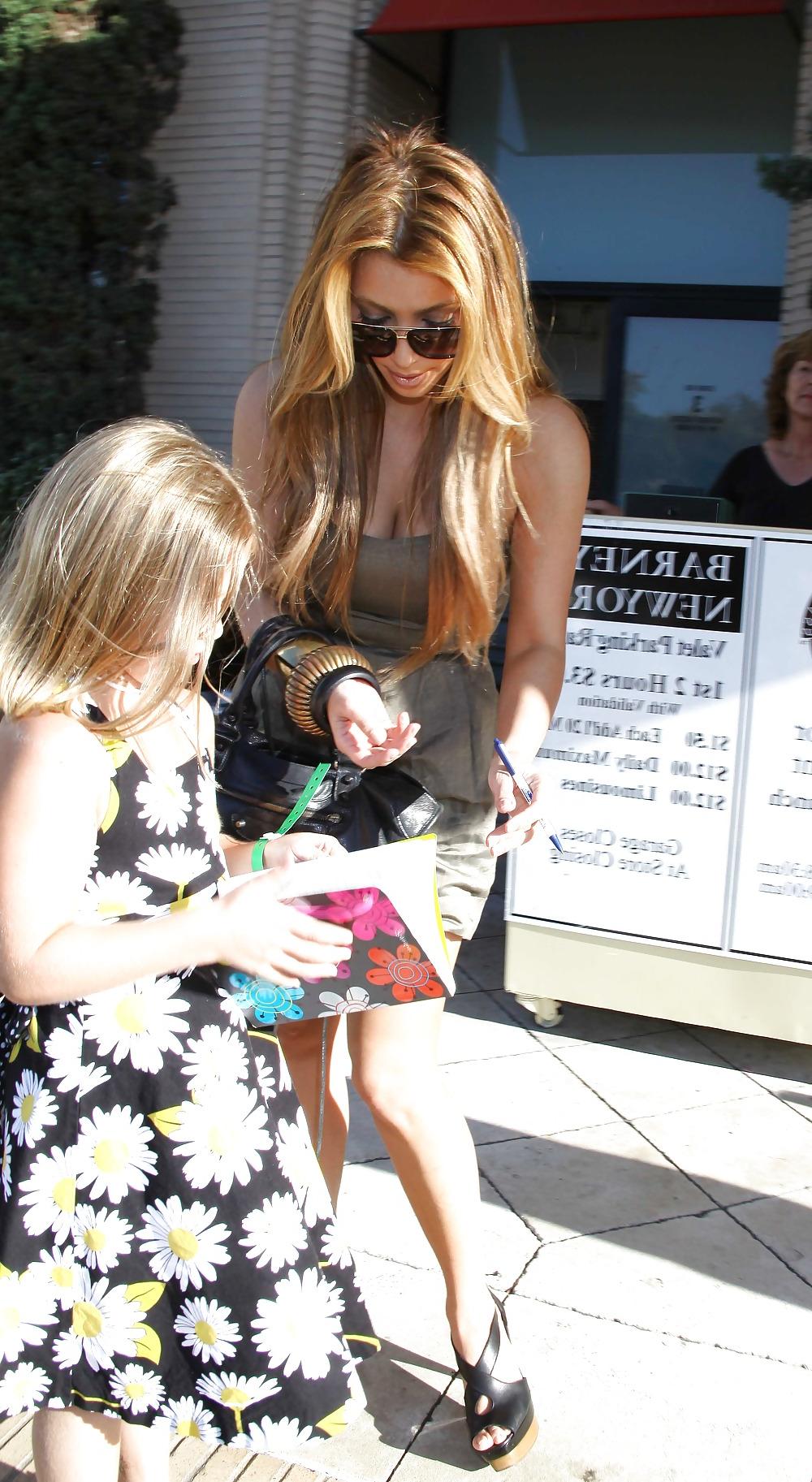 14P Kim Kardashian Cleavage Candids in Beverly Hills4
