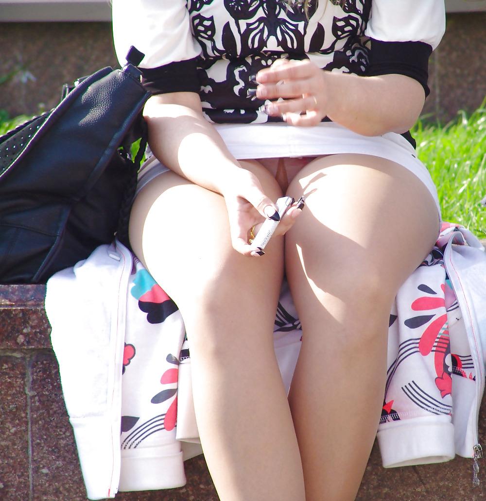 25P Upskirts in der Öffentlichkeit