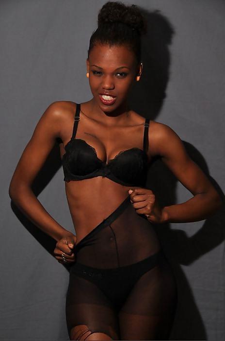 14P Sexy Dark Queen