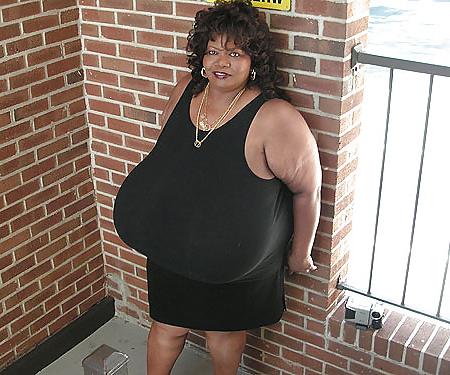 22P Legendary bbw big boobed queen