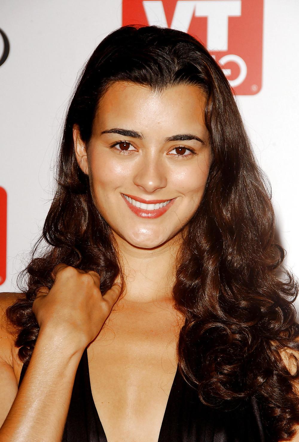 6P Female celebs - Cote de Paplo classic