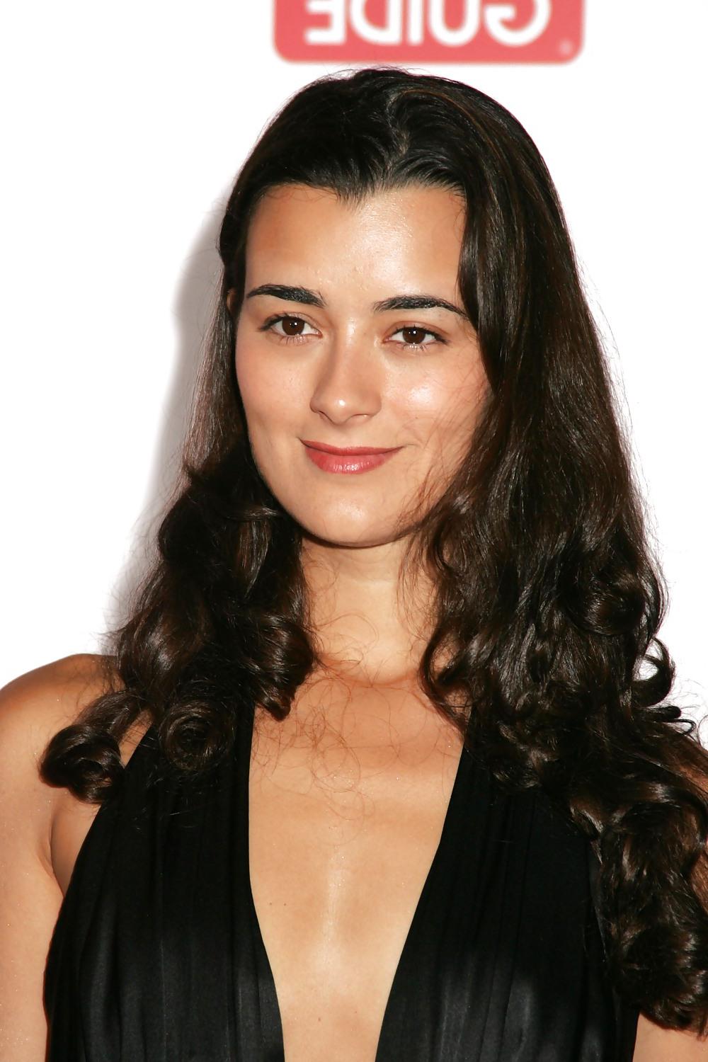 6P Female celebs - Cote de Paplo classic