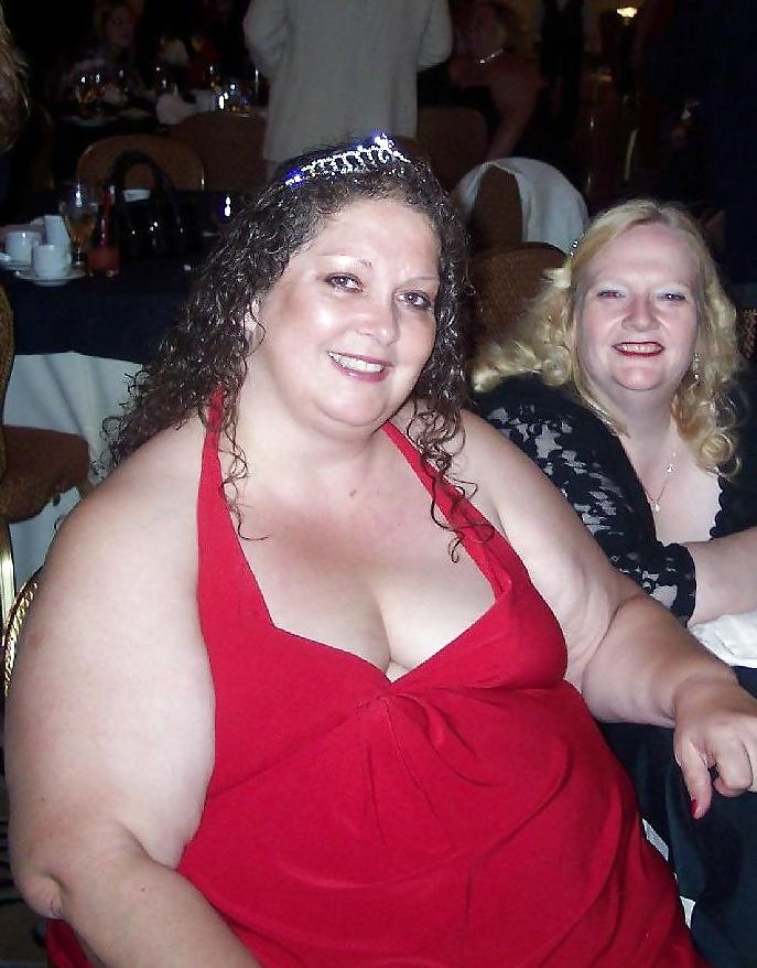 25P BBW Cleavage Collection #14