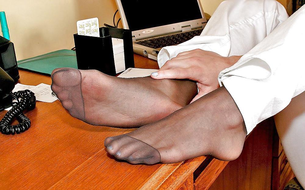 25P Nylon feet 35