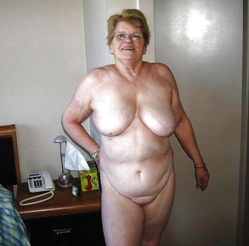 25P Grannies BBW Matures #37