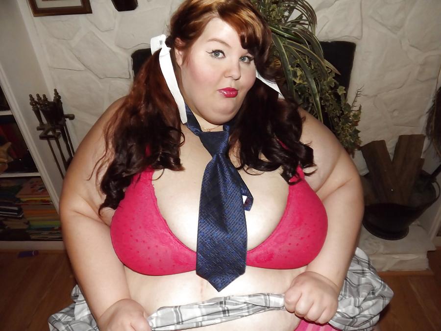 25P Naughty SSBBW School Girl