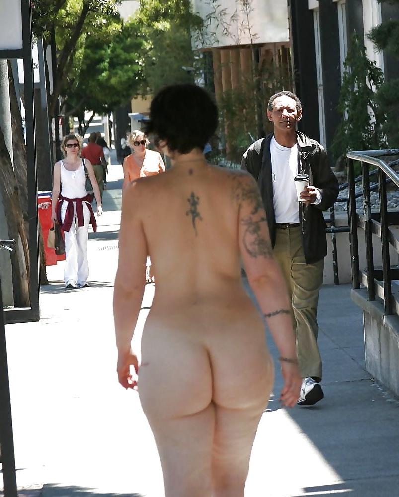 25P Public Nude Girls 3
