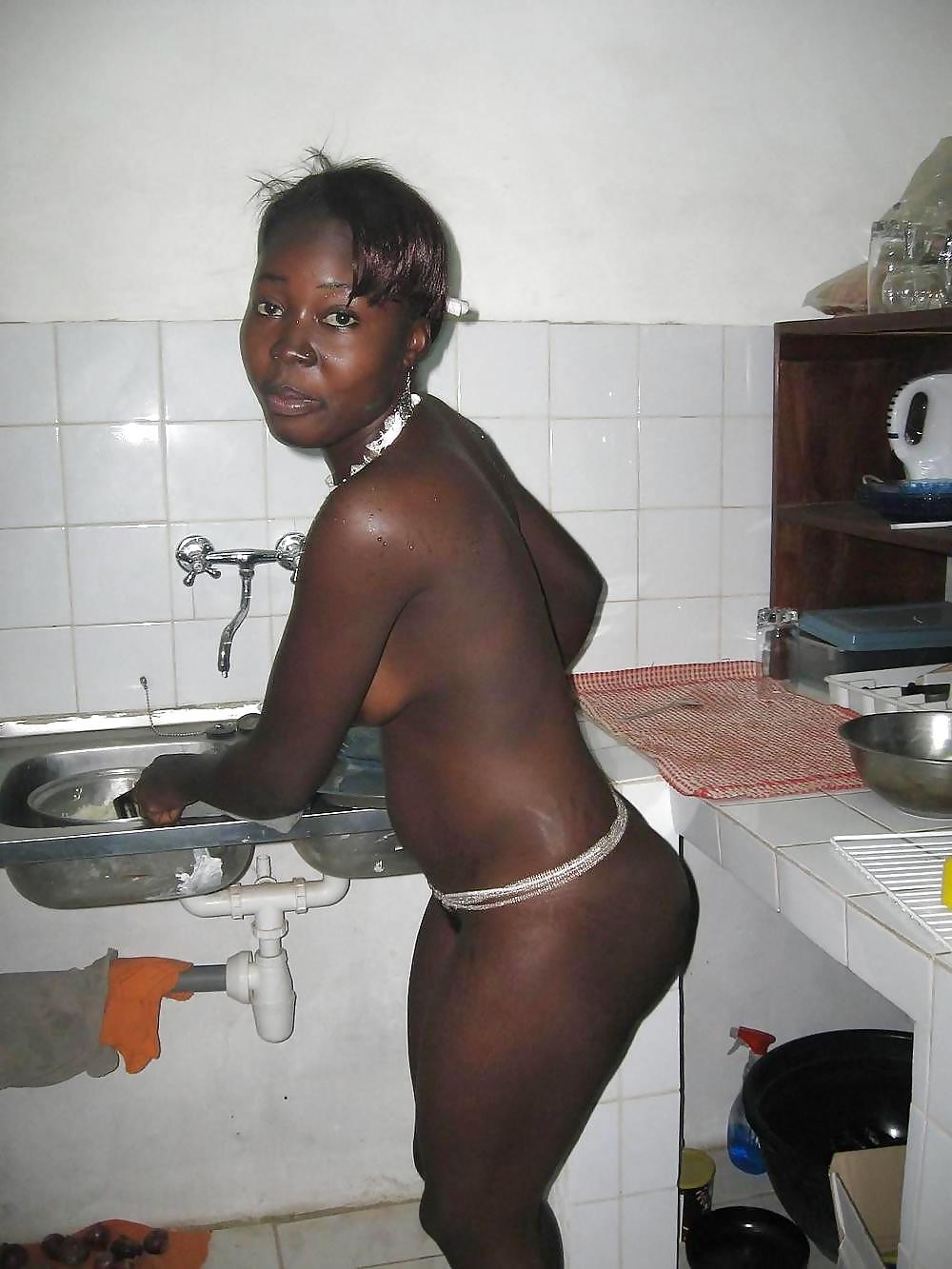 25P Black Chicks