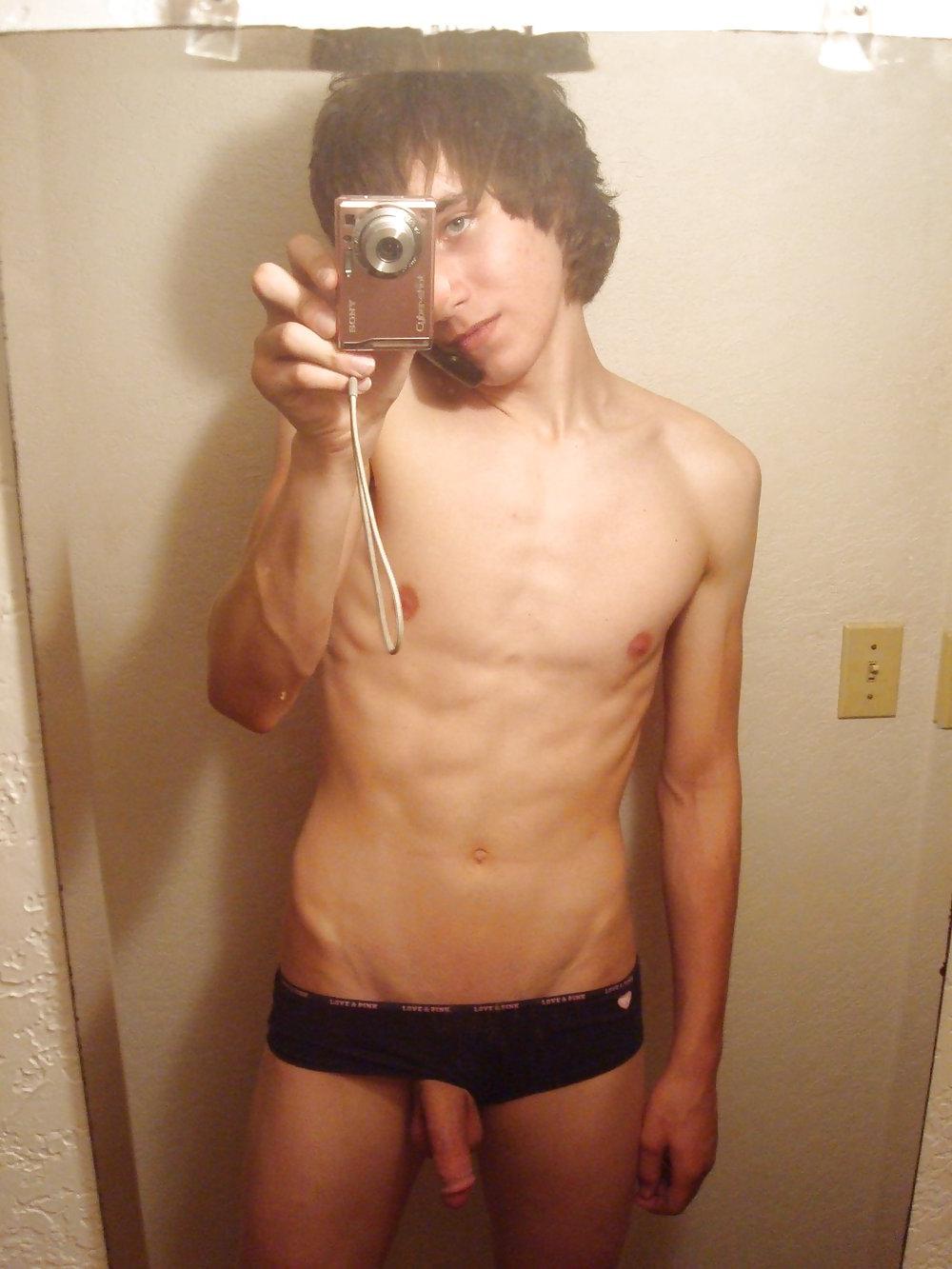 21P Underwear pics random guys