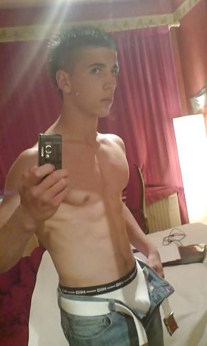 21P Underwear pics random guys
