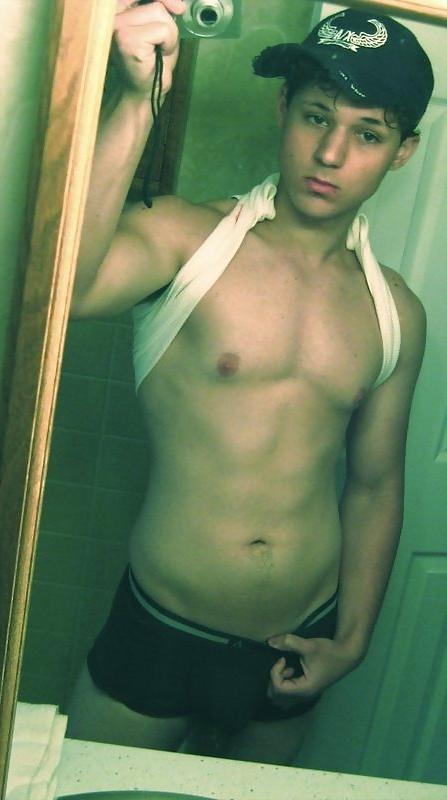 21P Underwear pics random guys