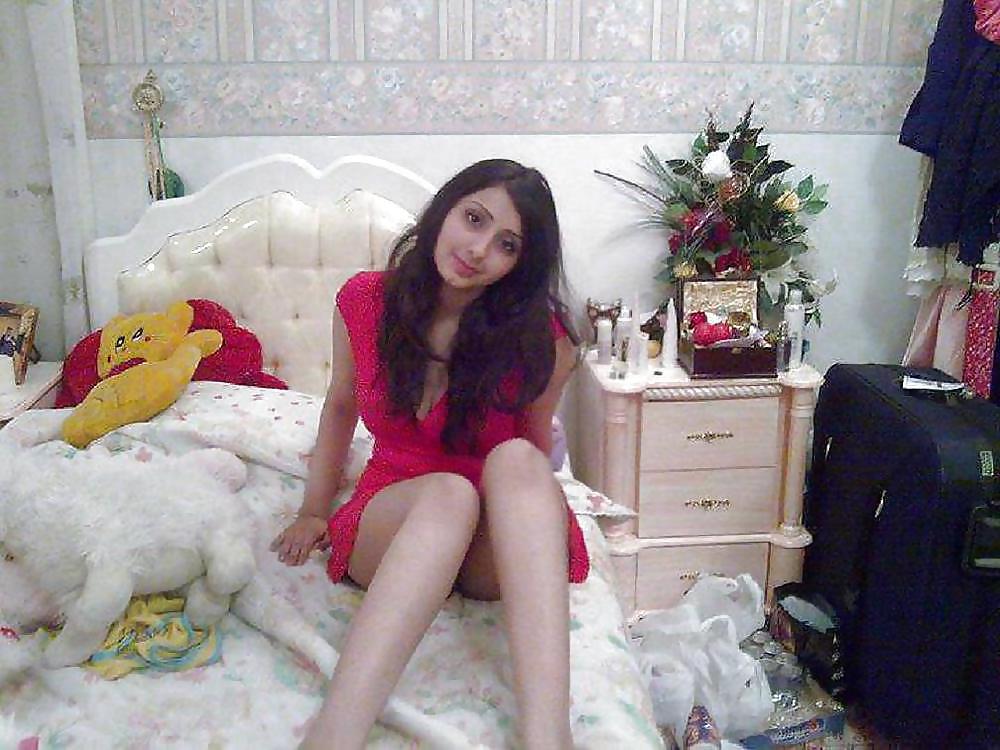 21P Arab-Turkish HOT ASS