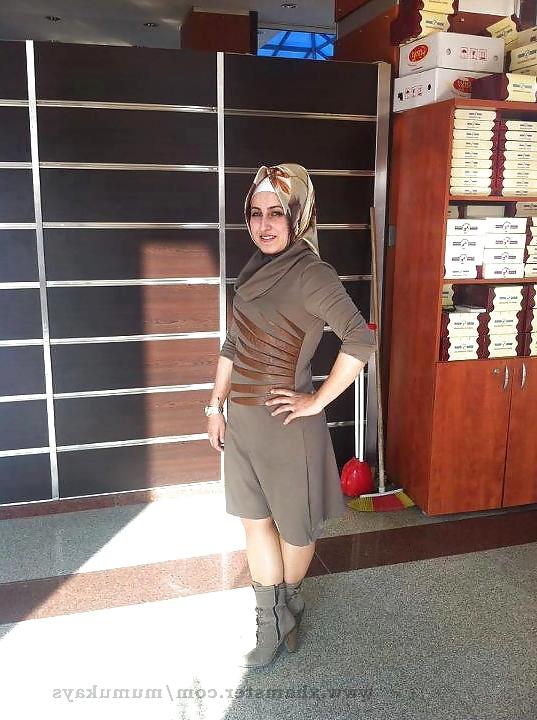 25P Turkish Turbaned Girls 