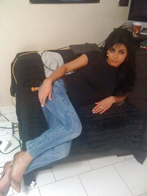 25P Sexy Turkish Slut